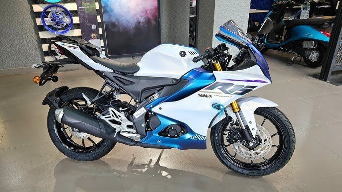 The new Yamaha R15,